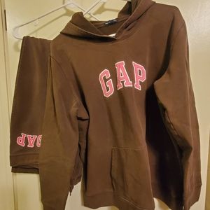 Gap sweat outfit
